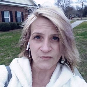 Meet your Posher, Keri dee